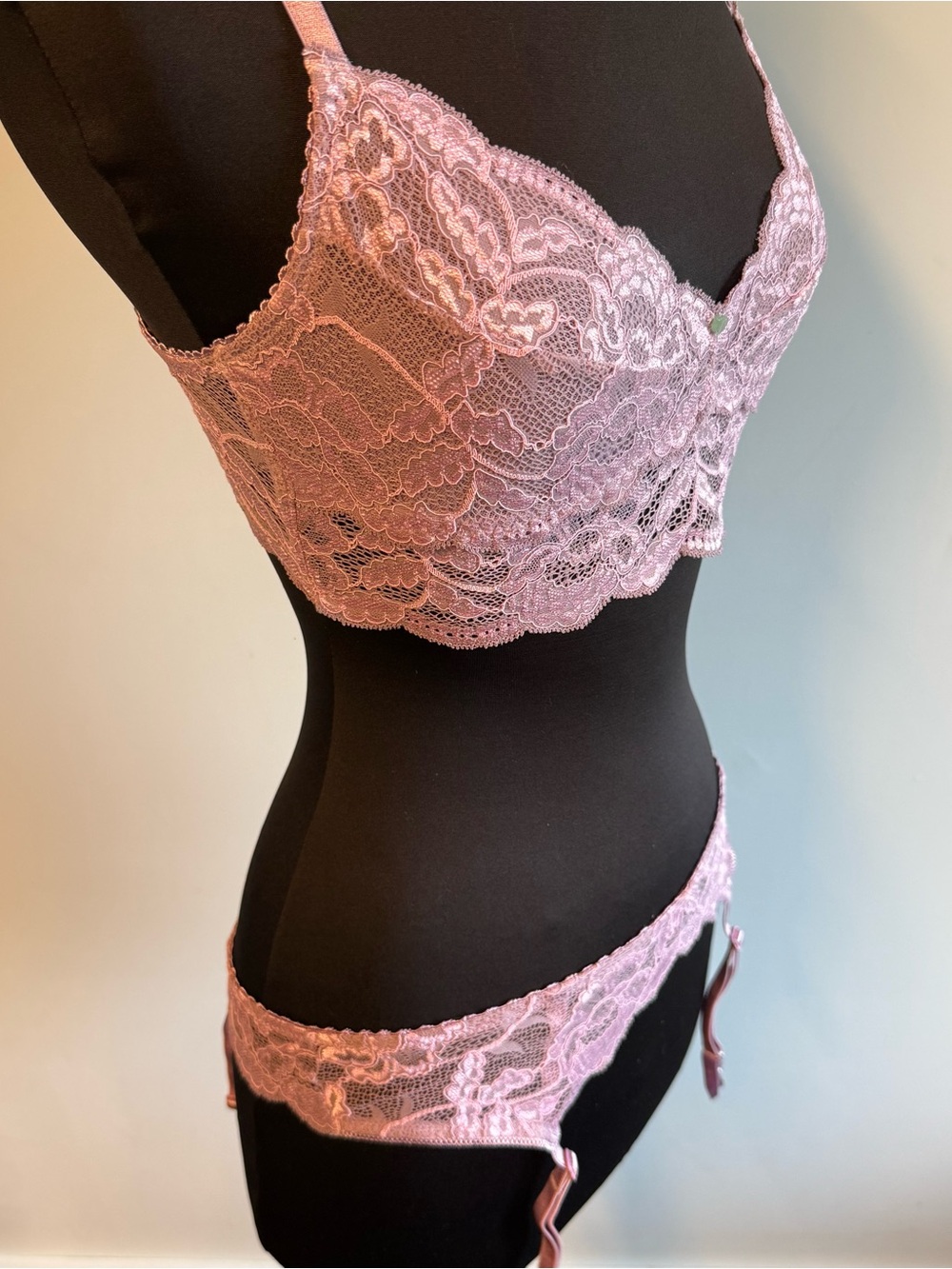 Lace Bralette and Garter Panty Set - Pink
